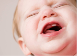 تاخیر در دندان درآمدن کودک